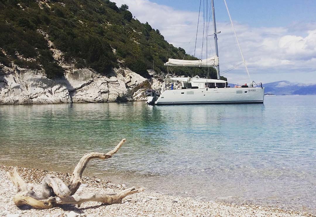 Oltremare-Yachting-crociere-catamarano-mar-mediterraneo-slide-3